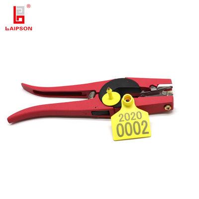 60MM TPU 890-960Mhz UHF RFID Animal Ear Tag For Cattle Sheep